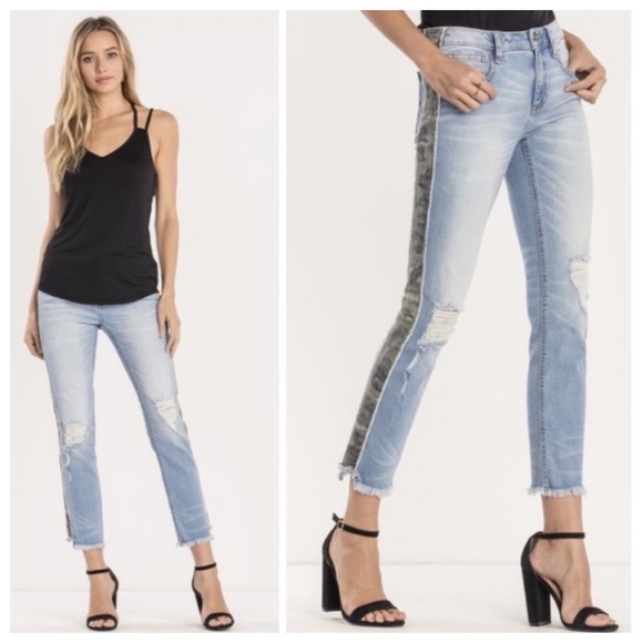 Miss Me Denim - Miss Me Camo Cool Midrise Ankle Straight Cut Jeans
